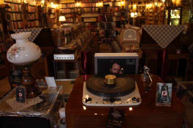 "Gramofhan"da kuşaklar arası bağ kuruyor